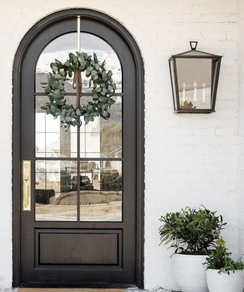 Arched front door.