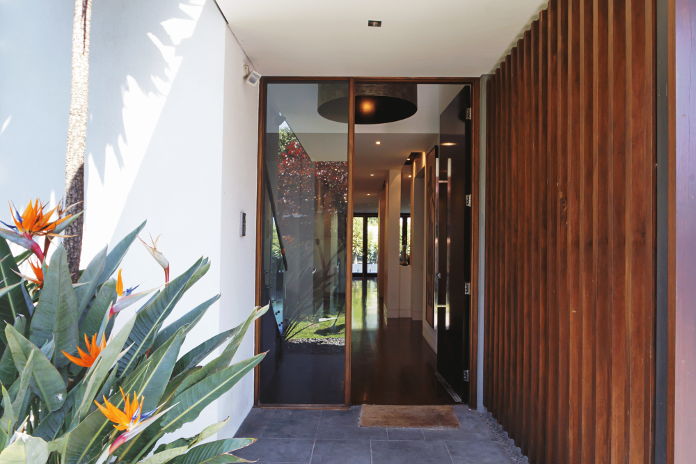 Glass entrance door to home.