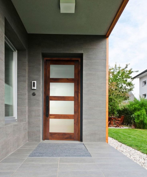 Horizontal glass panel front door.